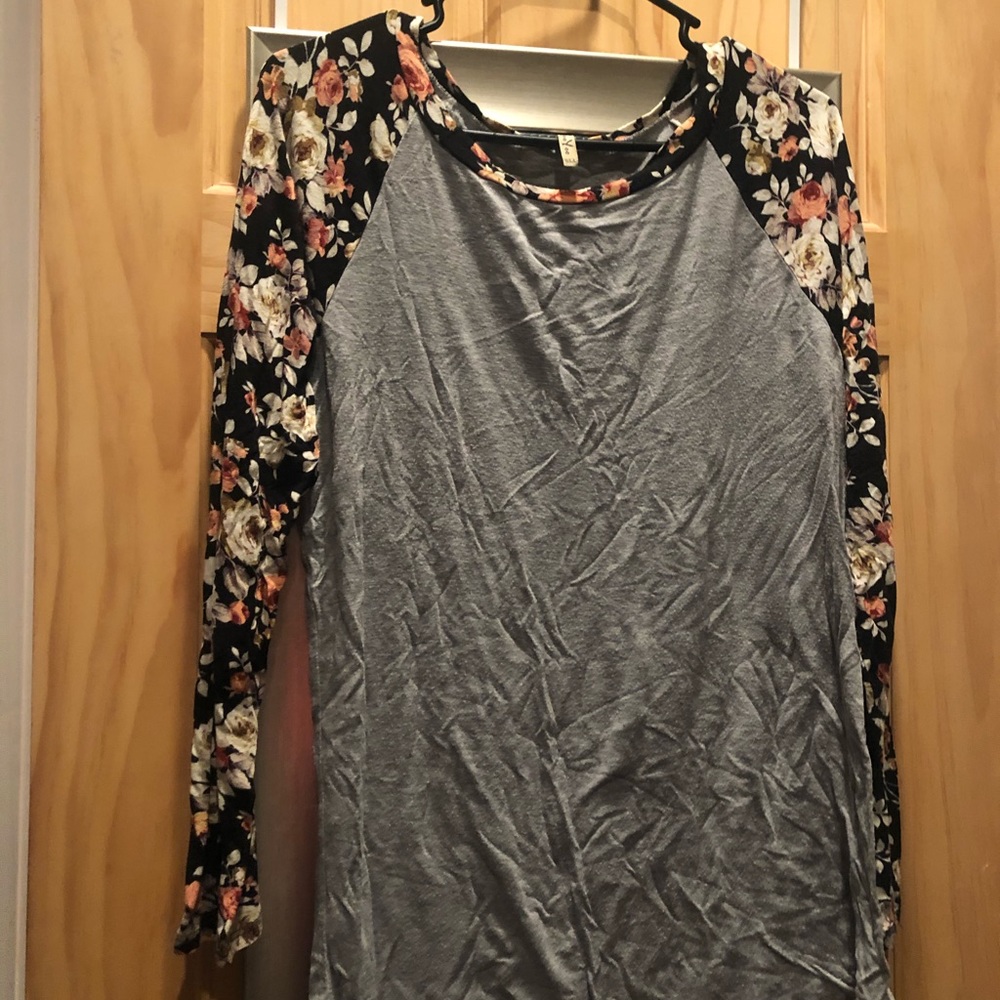 Gray and floral tee